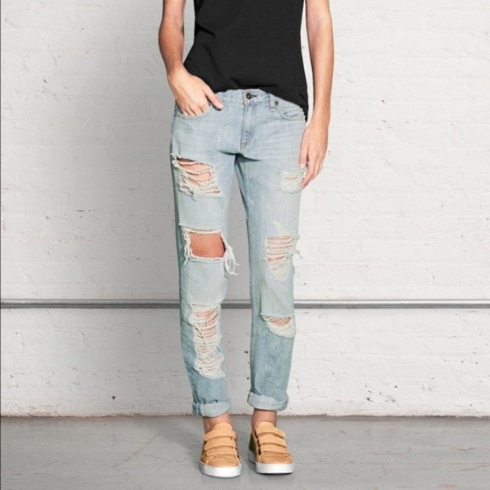 Rag & Bone Distressed Boyfriend Jean size 28